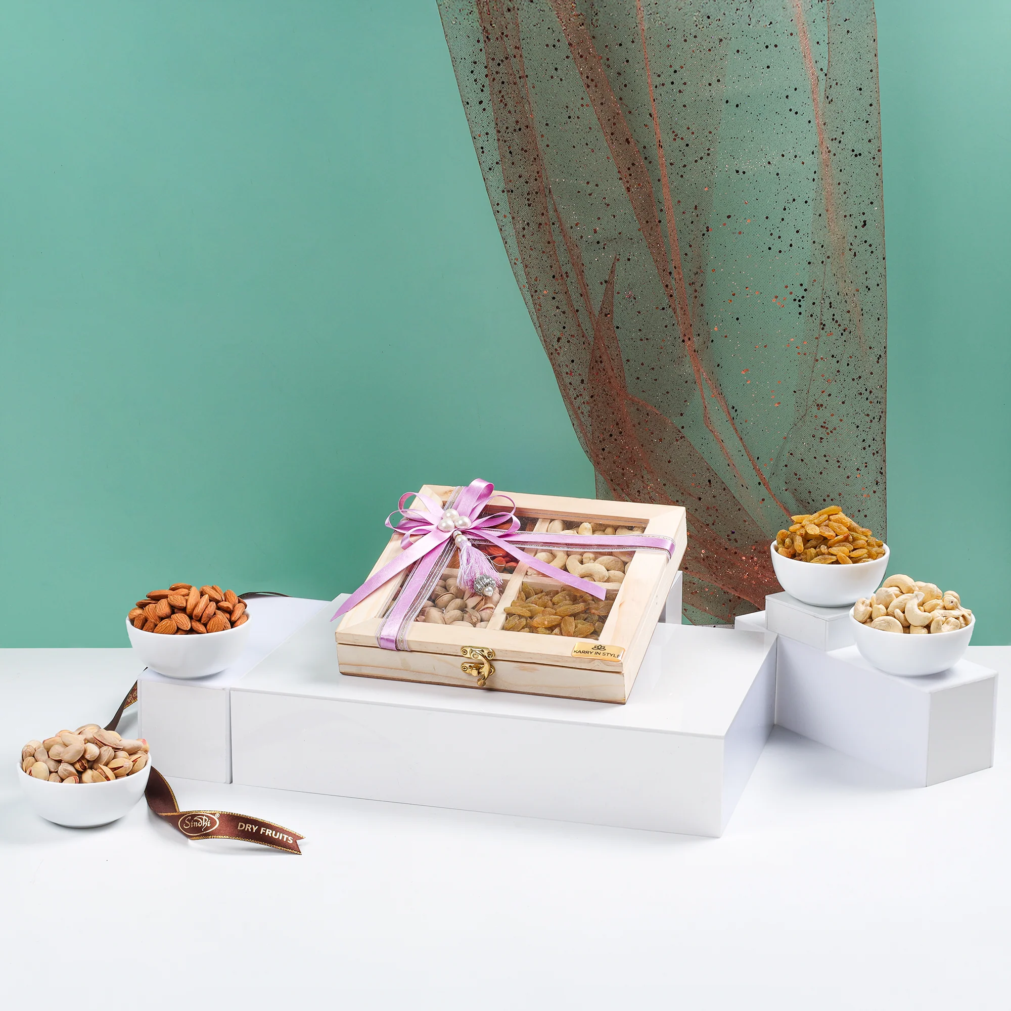 Premium Gift Box, 547g Net Contents - Image 2