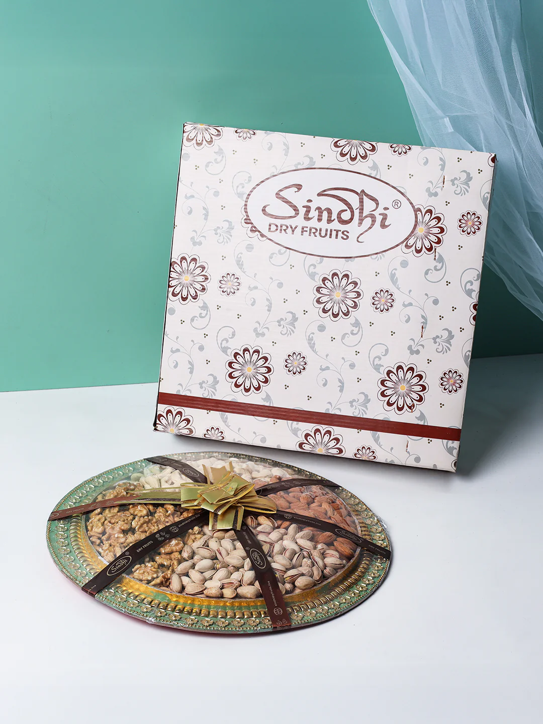Grand Gourmet Four-Nut Deluxe Tray, 1 Kg Net Contents