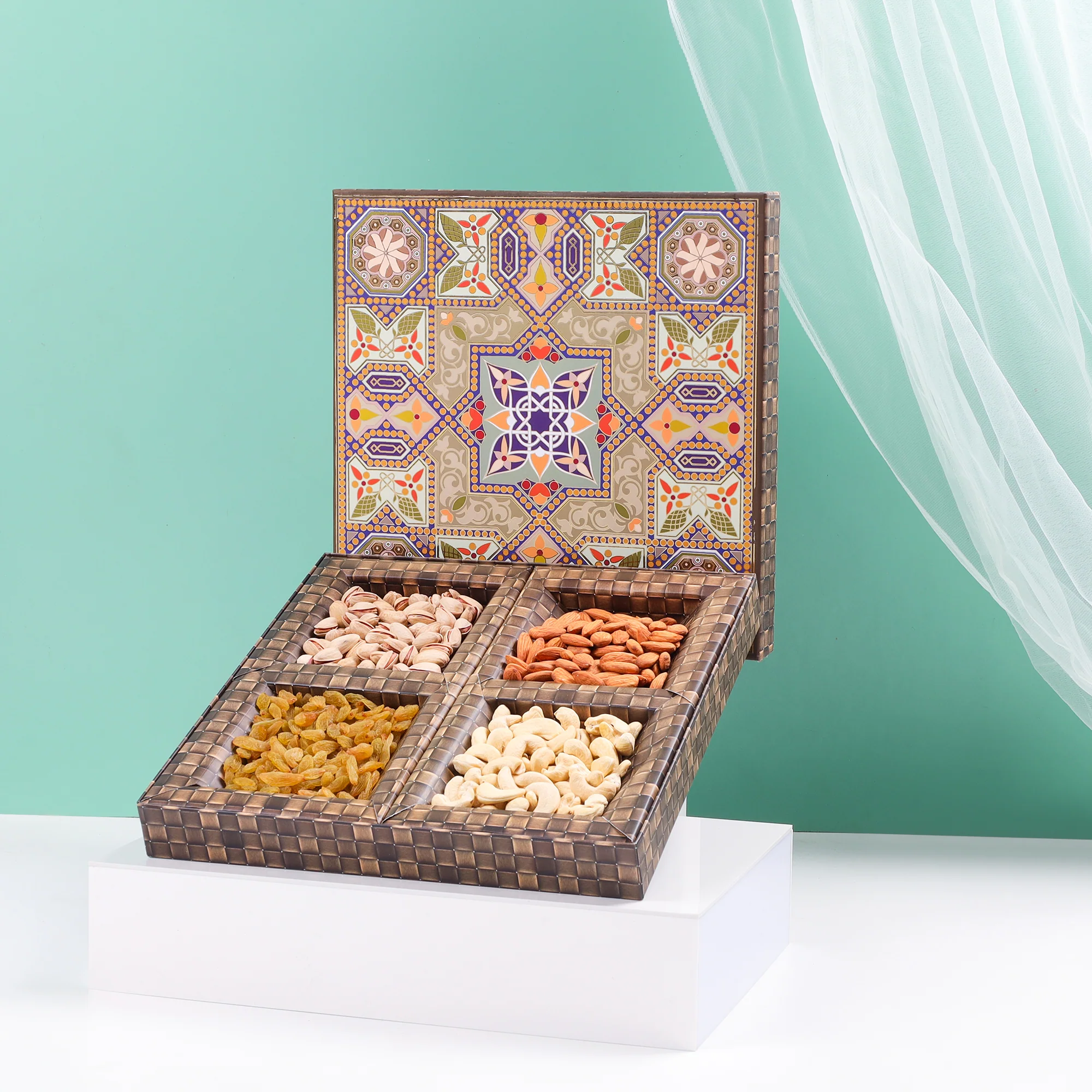 Premium Gift Box, 1 Kg Net Contents - Image 2